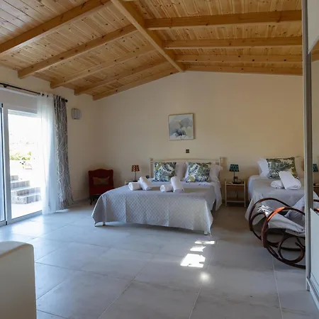 Relaxing Pool House In Lagonisi 2