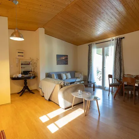 Relaxing Pool House In Lagonisi 2 Villa Kalivia Thorikou